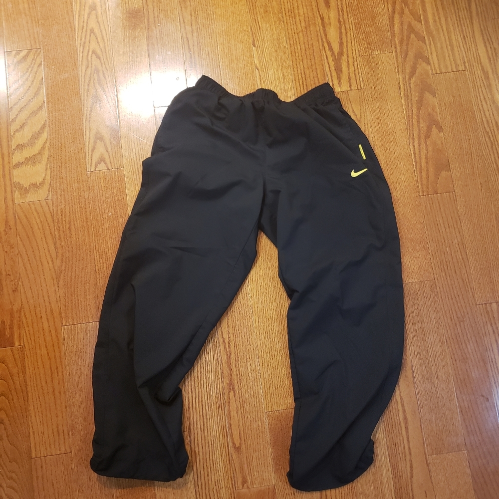 Nike Livestrong Pants